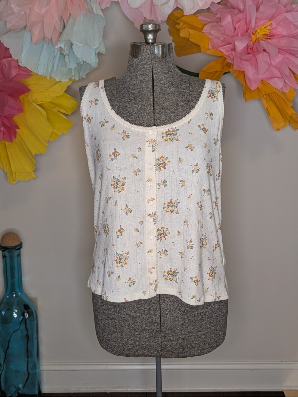 Torrid Lovesick Knit Pointelle Scoop Neck Button Tank Antique White 3X